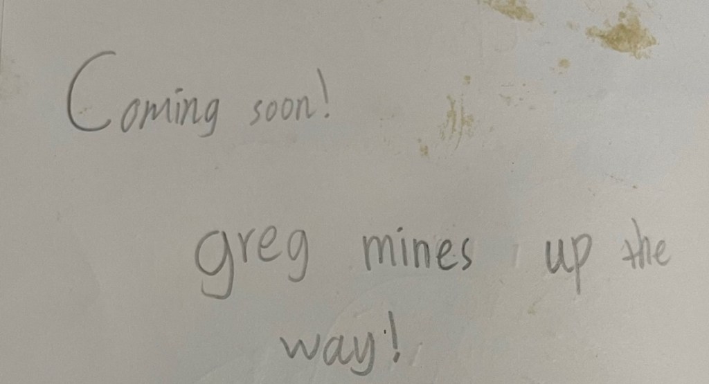 This image has an empty alt attribute; its file name is longeyeman7.jpeg